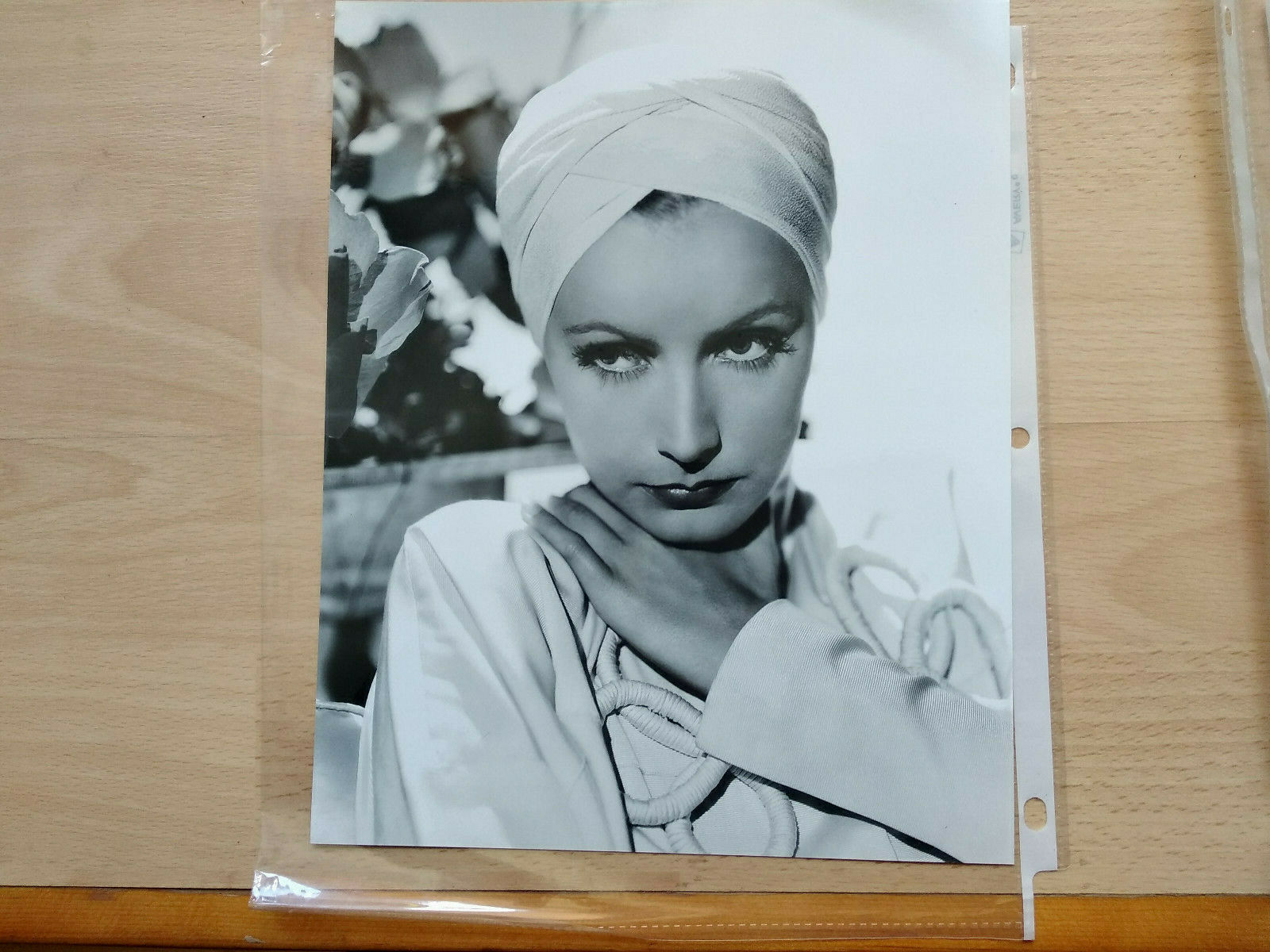 Greta Garbo 8" X 10" Photograph "the Painted Veil" Film